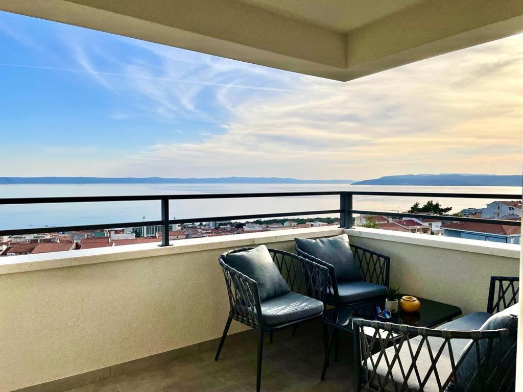 Apartment Linda With Panoramic Sea View Makarska Extérieur photo